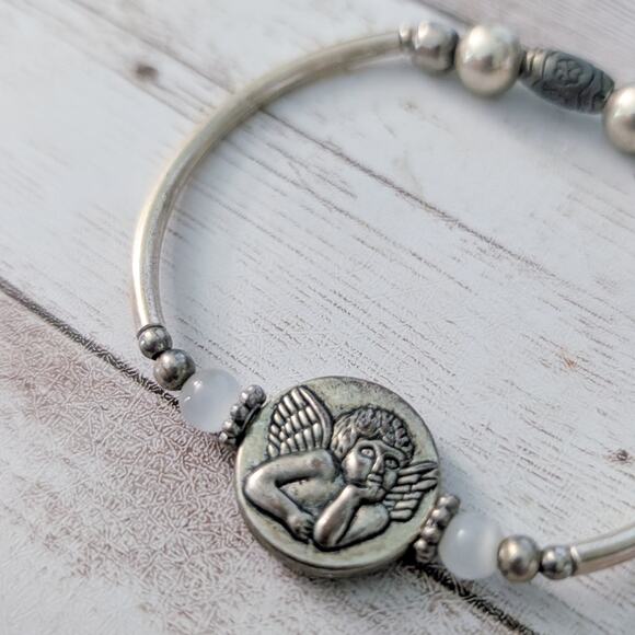 Stretch Bracelet Silver Tone with Cherub Charm - Picture 3 of 8